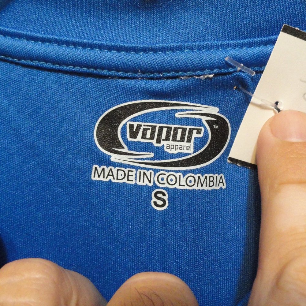 Martha’s Vineyard Vapor apparel Fin FIsh Spell out sleeve Fishing shirt~… - Picture 4 of 4